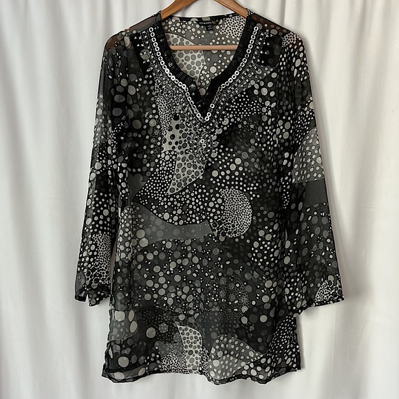 Chaudry KC Tops - Chaudry KC Beautiful Rhinestones Gray/Black Long Sleeve Shirt Blouse Top *Sz M*